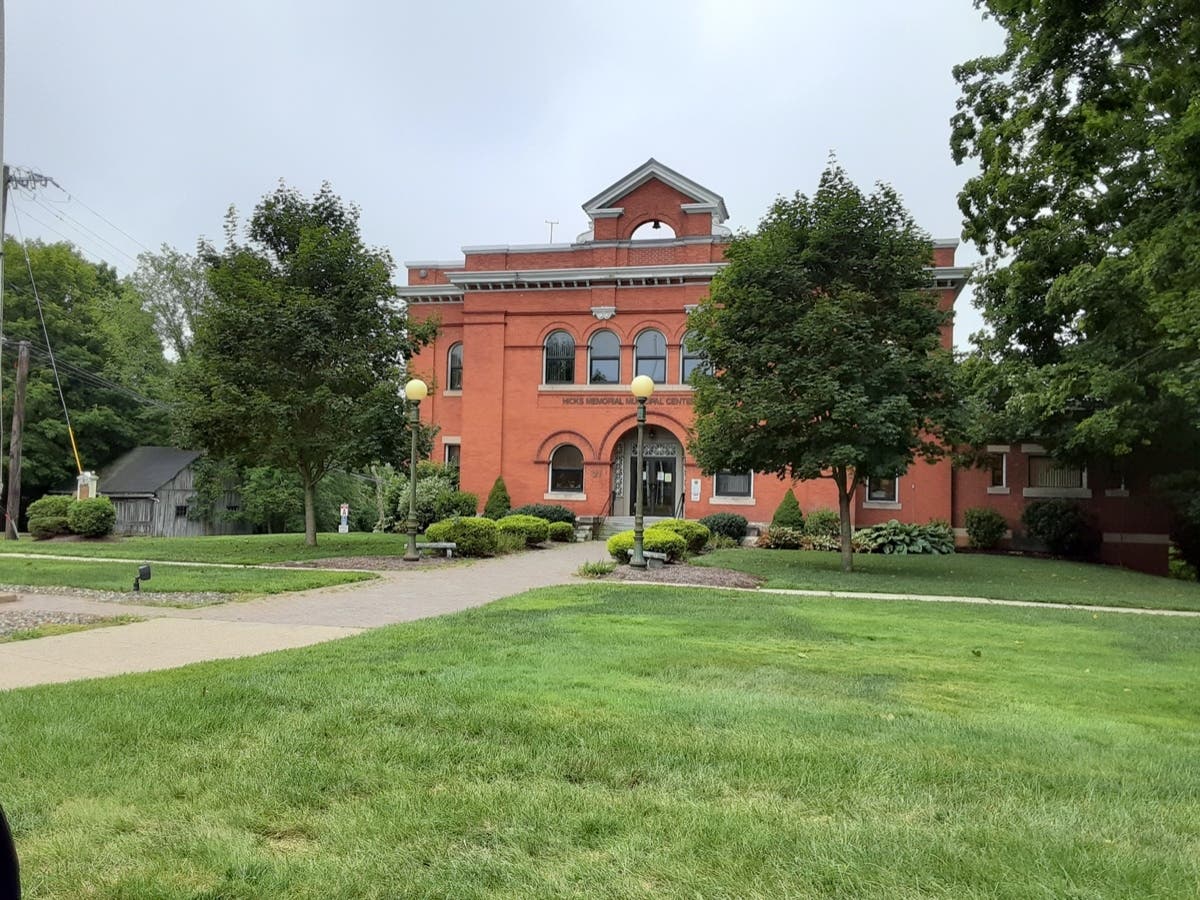 News small post card thumbnail