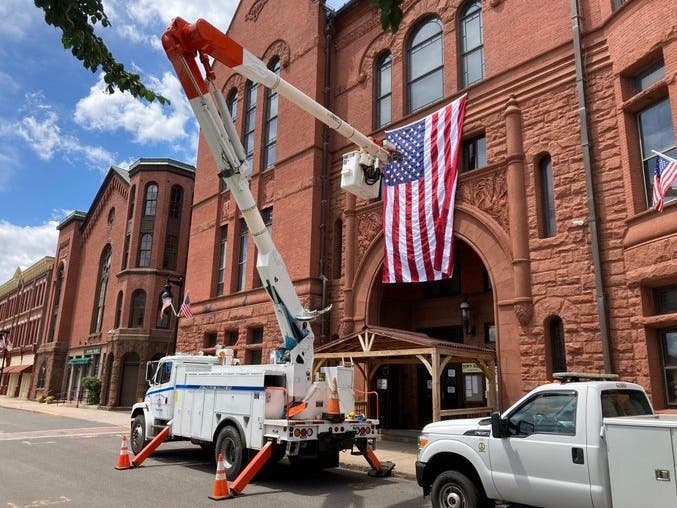 News small post card thumbnail