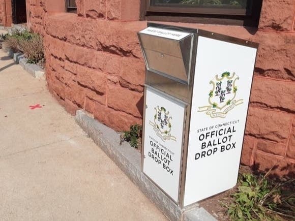 ESCU has been chosen as a debate site by ​Connecticut Public and the League of Women Voters of Connecticut.