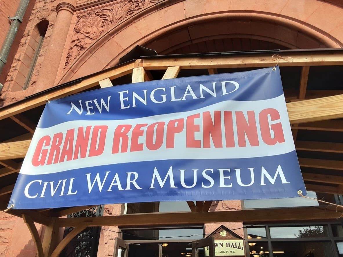 The New England Civil War Museum in Vernon is trying to acquire a Connecticut soldier's uniform and personal items. 