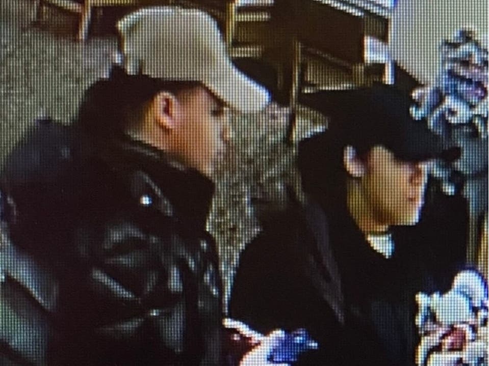 The Middletown Police Department is seeking the public's assistance in identifying suspects in a recent credit card fraud case. 
