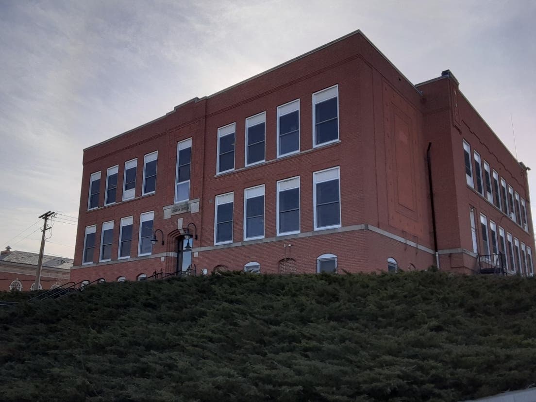 Former Manchester Mayor Nate Agostinelli ​died last week at the age of 93.