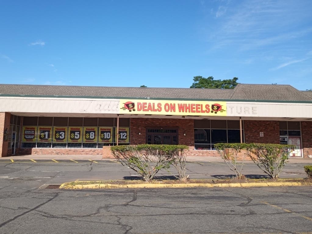 Deals On Wheels Helenanull