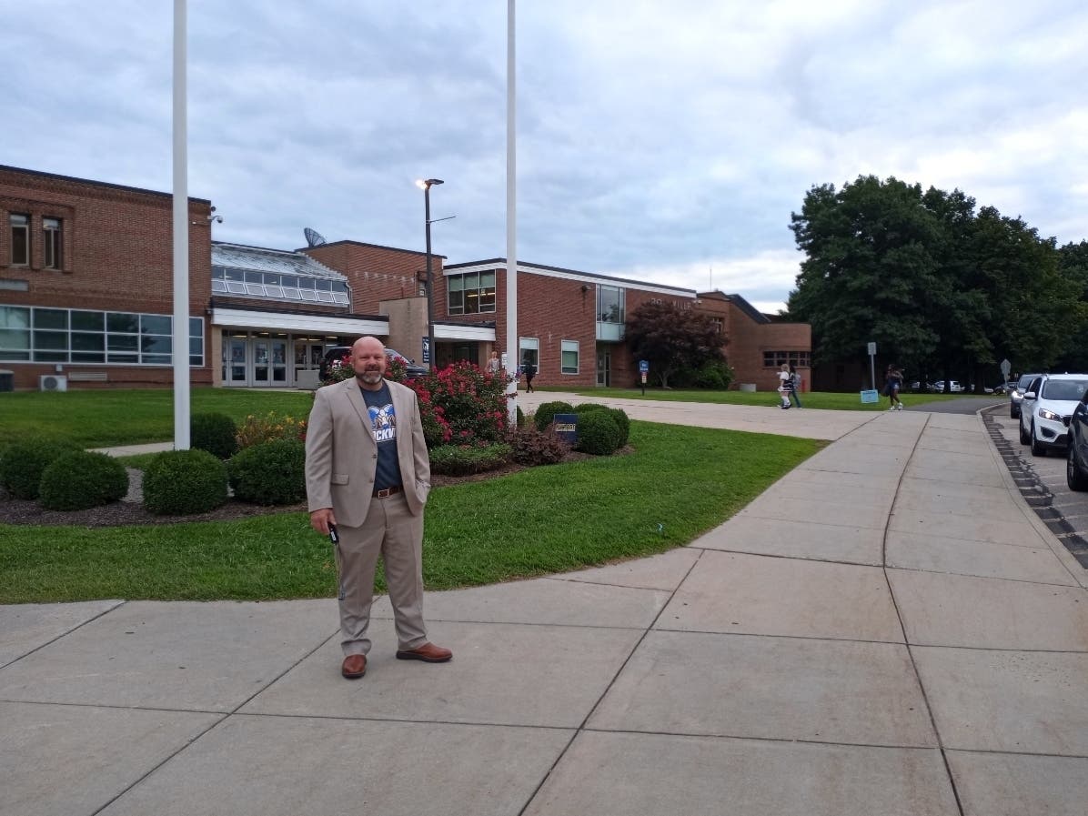 News small post card thumbnail