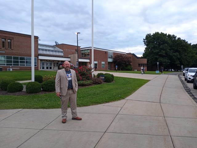 Jason Reath Rhs Rockville High School Staff Makes A Fashion Statement On First Day ...