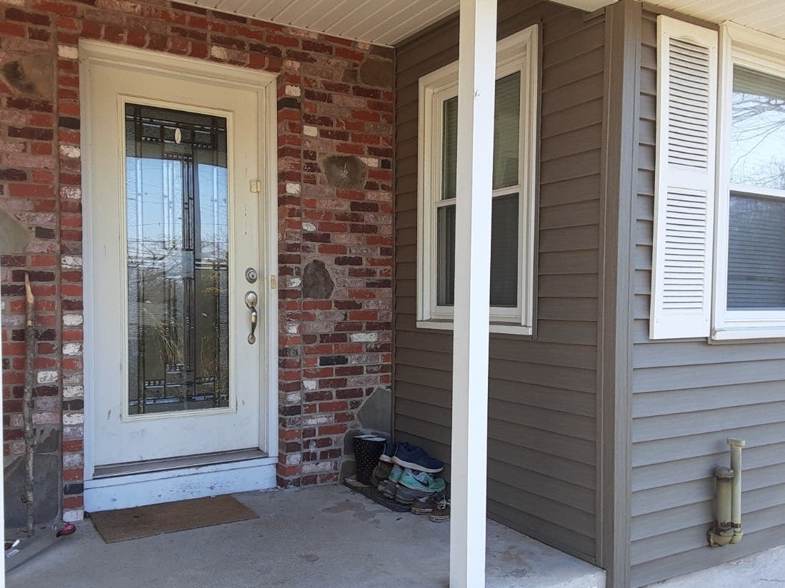 Recent home sales in Glastonbury show a wide range of properties sold through early 2026, from modest condos to million-dollar residences.