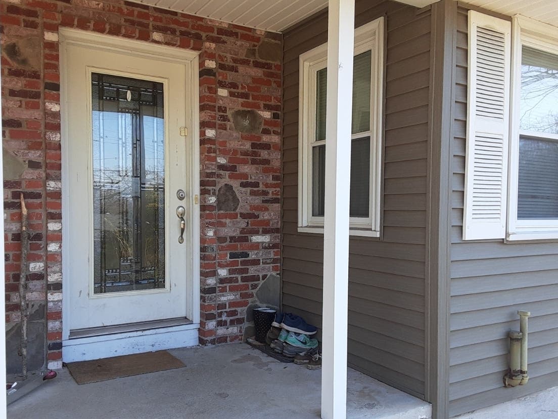 Recent Zillow data shows active home sales in Manchester.