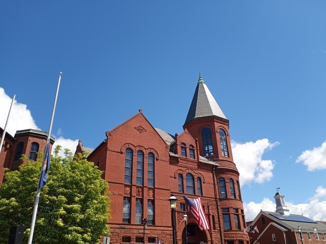 News small post card thumbnail