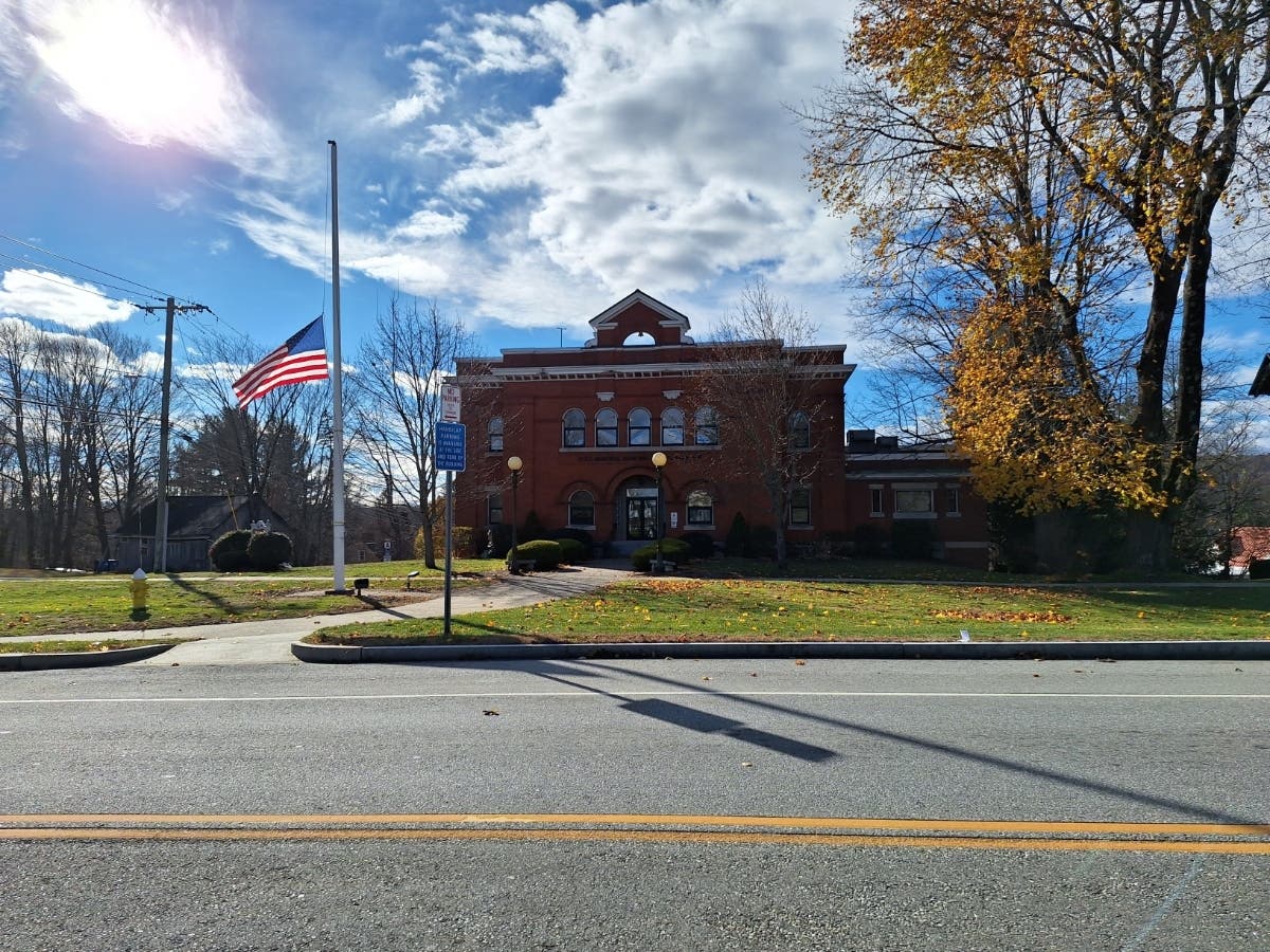 A statement from Town Council Chairman Chris Moran and Vice Chair Renie Besaw outlines the 2026-27 fiscal year budget proposal. 