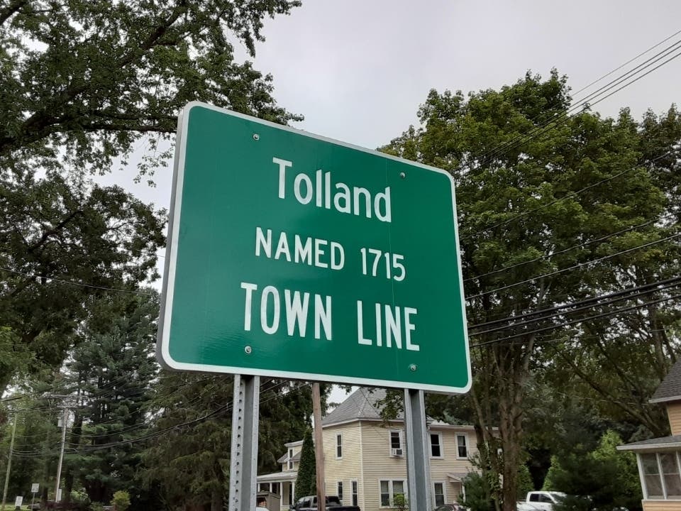 Tolland Board of Education Chairwoman ﻿Jenn Gallichant and school board vice chairman Bill Bode have written an open letter to the community ﻿regarding Tuesday's budget referendum.