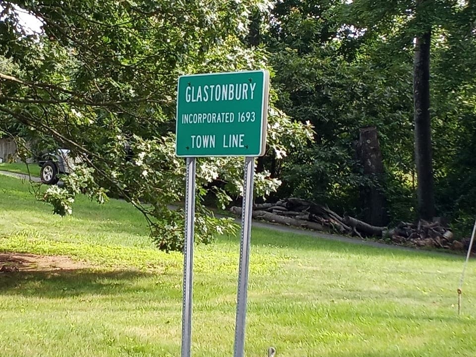 The GlastonburyTown Council is seeking a planner or urban designer and a resident with art or historic preservation experience.