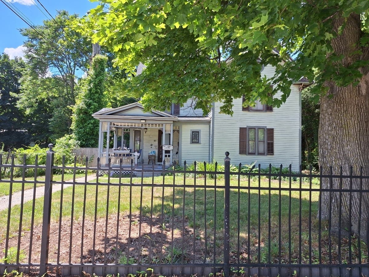101 UYnion St., Vernon