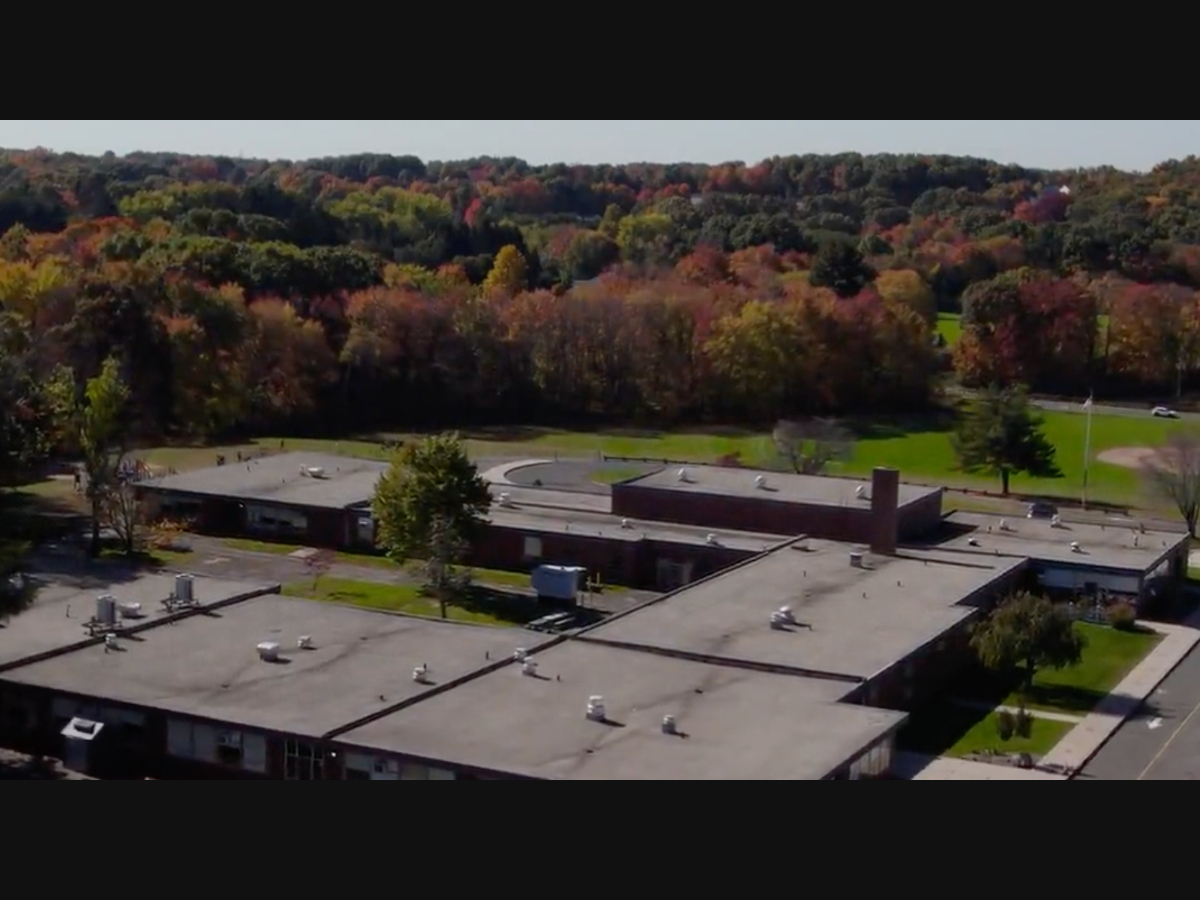 A study touts Manchester's Keeney school as a model for modernizing aging education buildings while reducing energy use and operating costs.