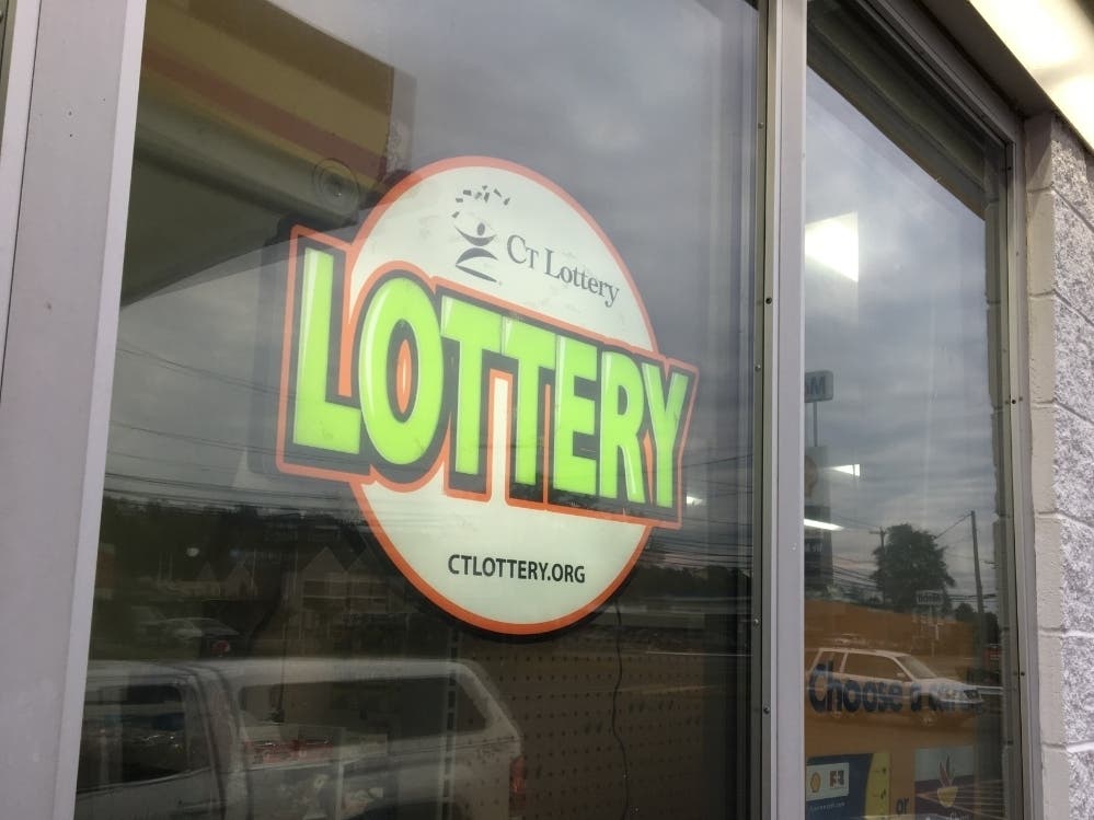 A Middletown CT Lottery player has won the $30,000 top prize in a scratch game.