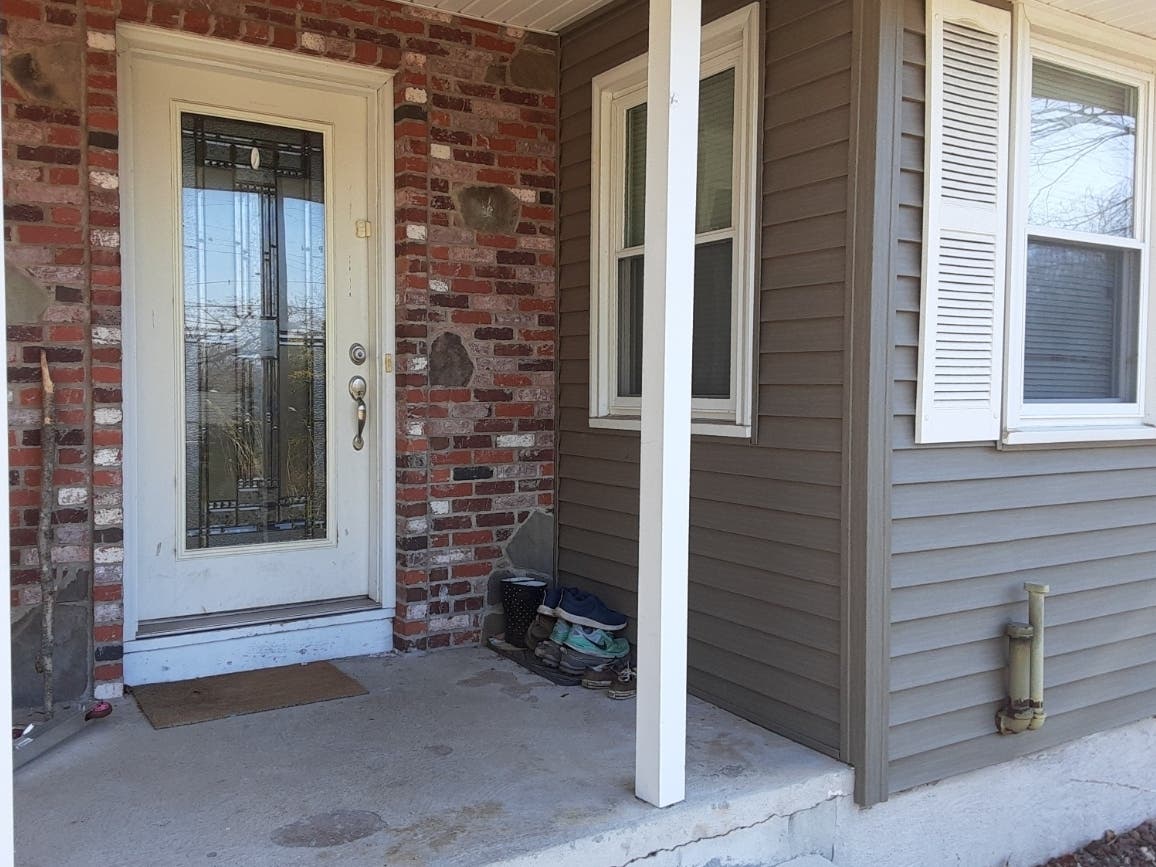 Stafford's real estate market has traded across a wide range over the past several weeks.