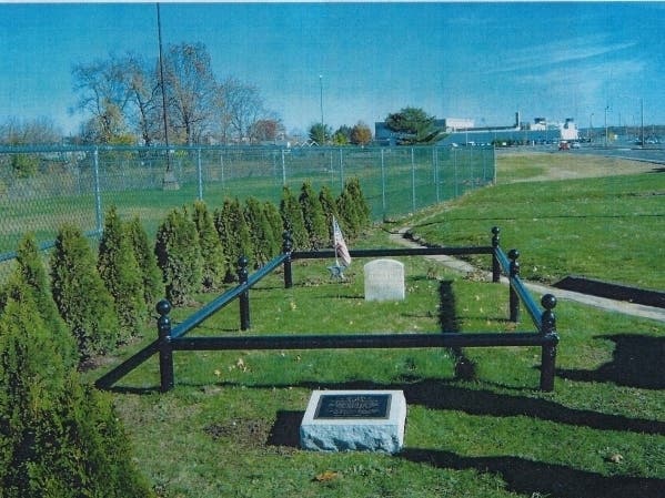 The gravesite of Revolutionary War soldier Heman Baker at Pratt & Whitney.
