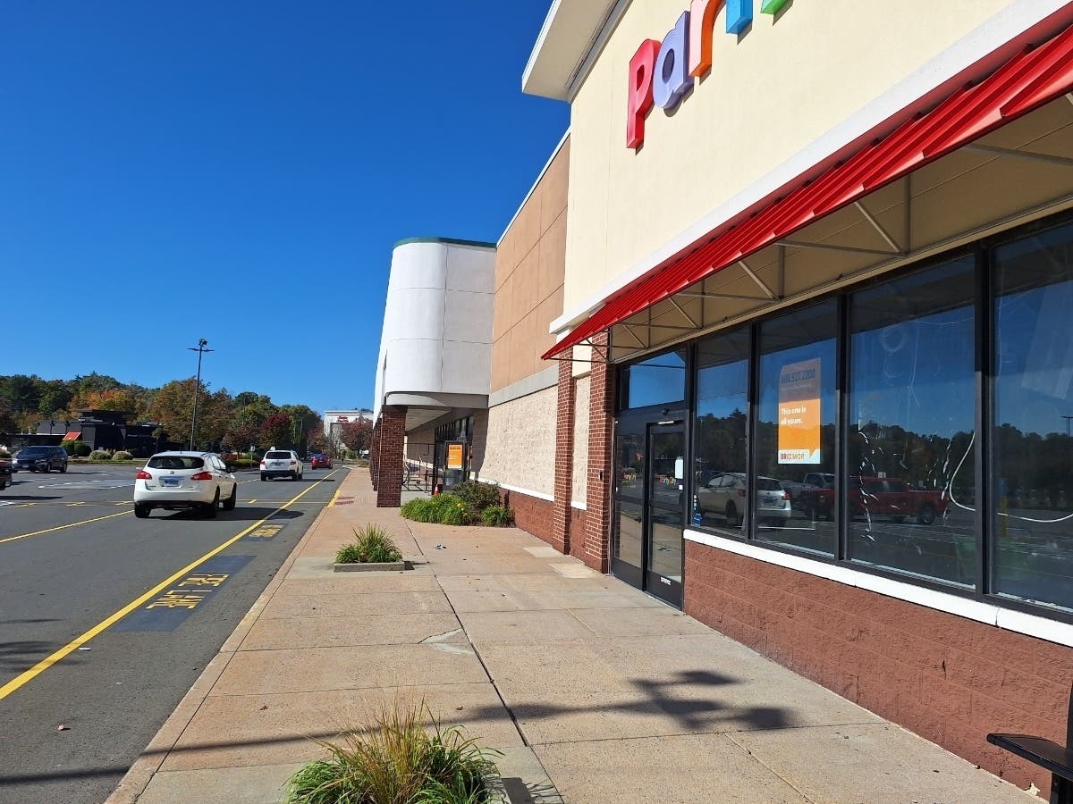 Among others, Ross is expanding to the Plaza at Buckland Hills in Manchester.