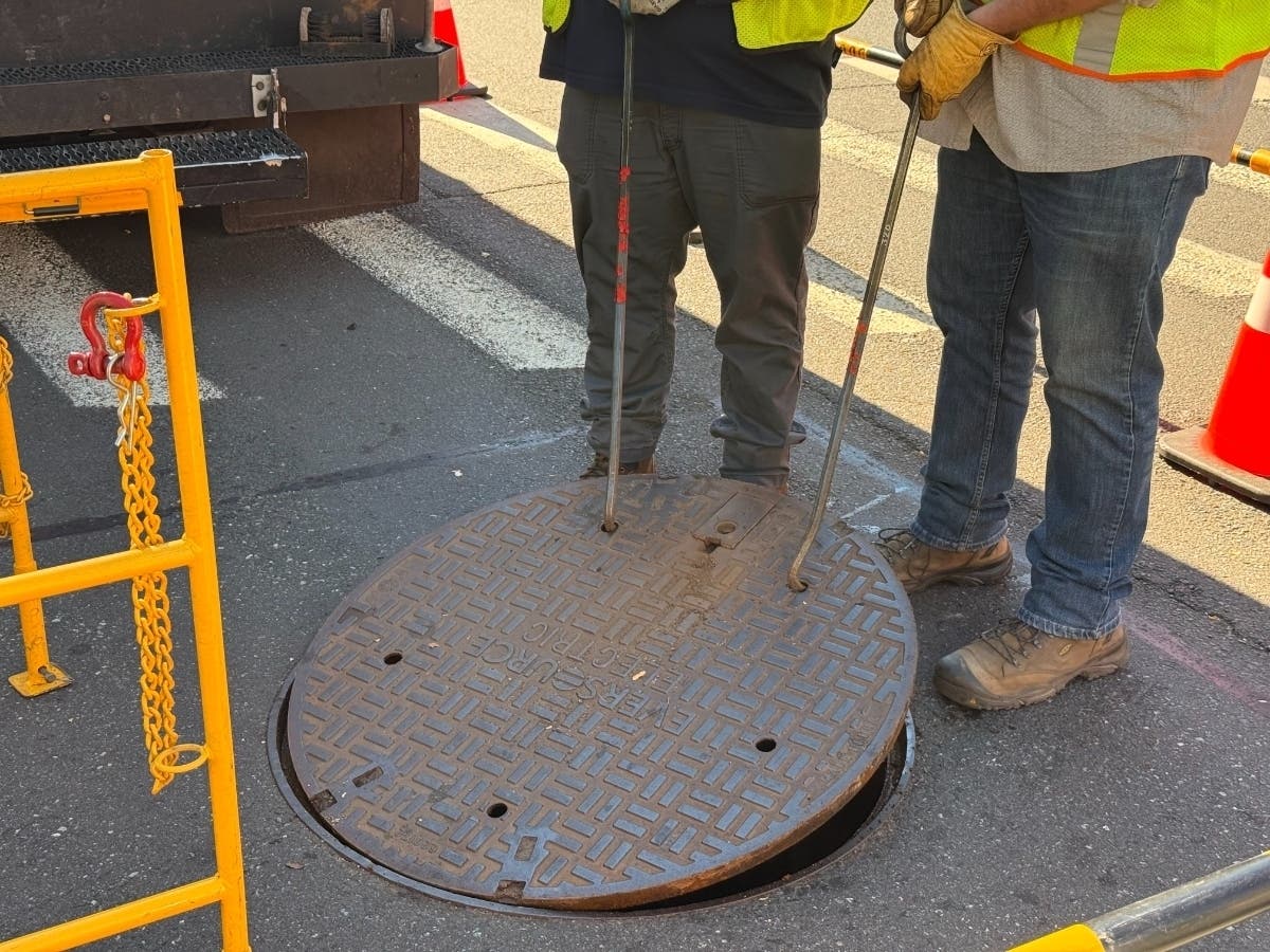 An Eversource energy-release manhole cover.