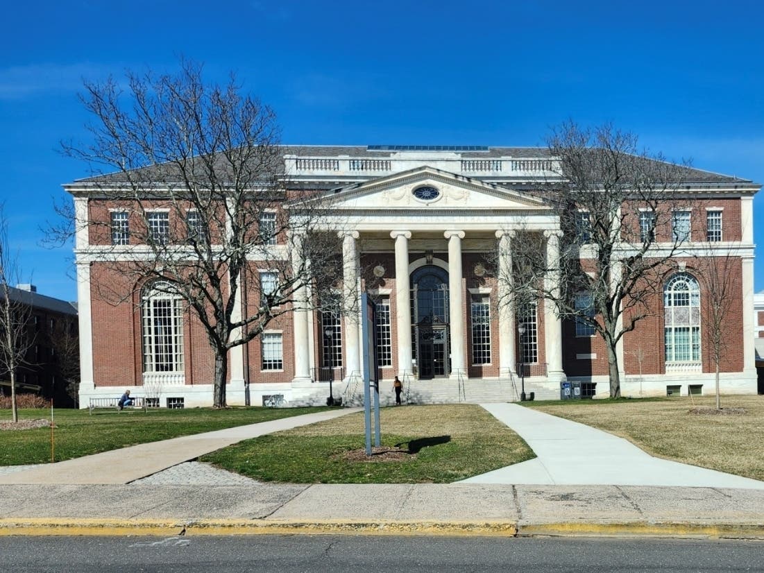 Wesleyan carries Middletown's weekend.