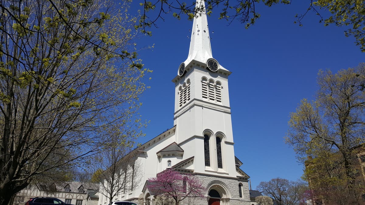 First Congregational Church in Winchester