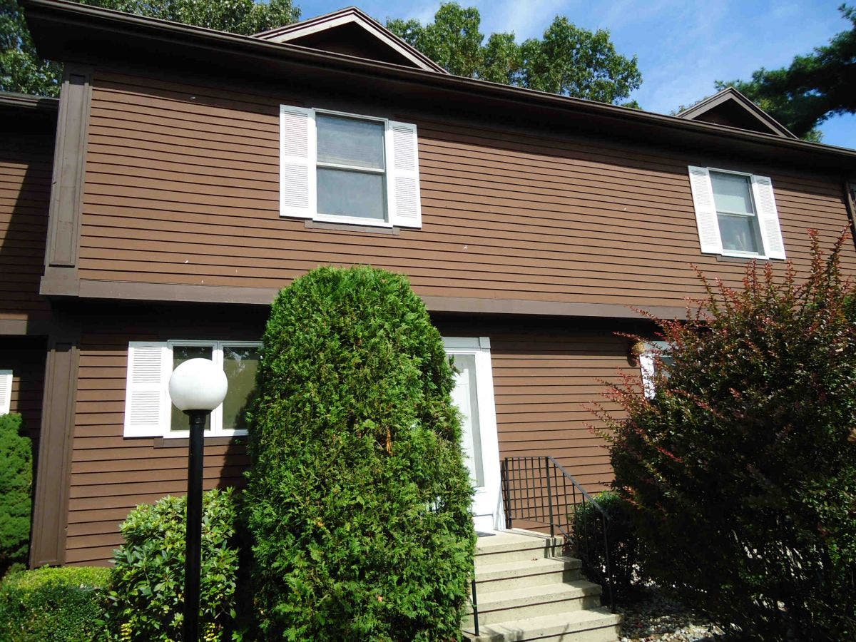 Who's Coming and Who's Going Enfield Home Sales, Dec. 1622 Enfield