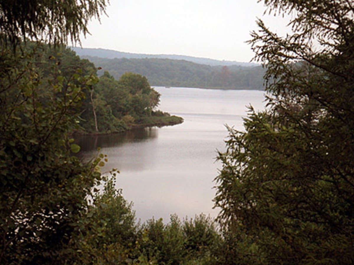Mansfield Hollow Lake.