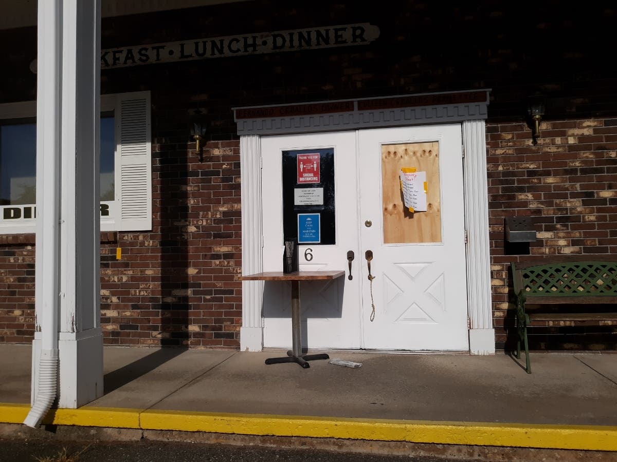 A burglary attempt was made over the weekend at a popular Somers eatery.