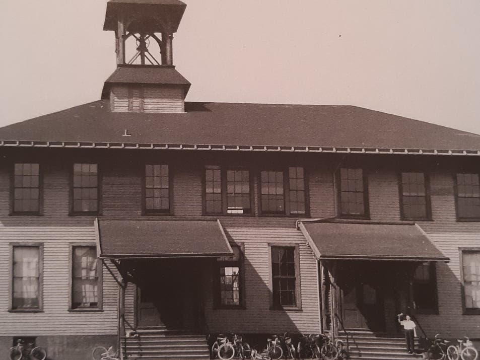 A long-gone school in the Thompsonville section of Enfield.