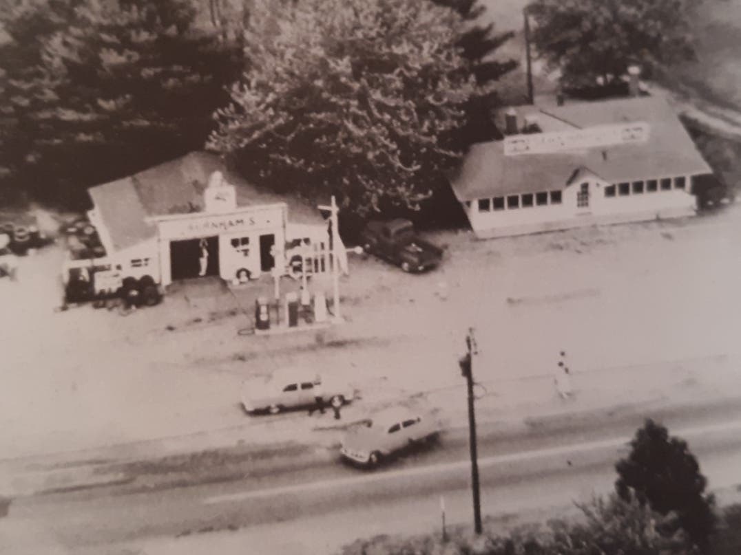 A busy intersection at the corner of Pleasant Valley and Ellington roads in South Windsor.