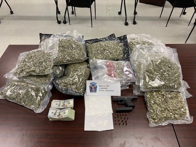 A Springfield man is being held on $250,000 bond after attempting to flee from police while in possession of a loaded gun and nearly $4,800. Narcotics and more than 20 pounds of marijuana were also seized.