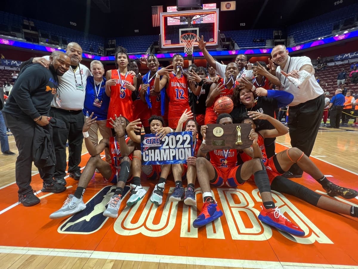 Bloomfield captured the Division IV boys basketball championship Sunday with a thrilling 58-54 victory over Granby.