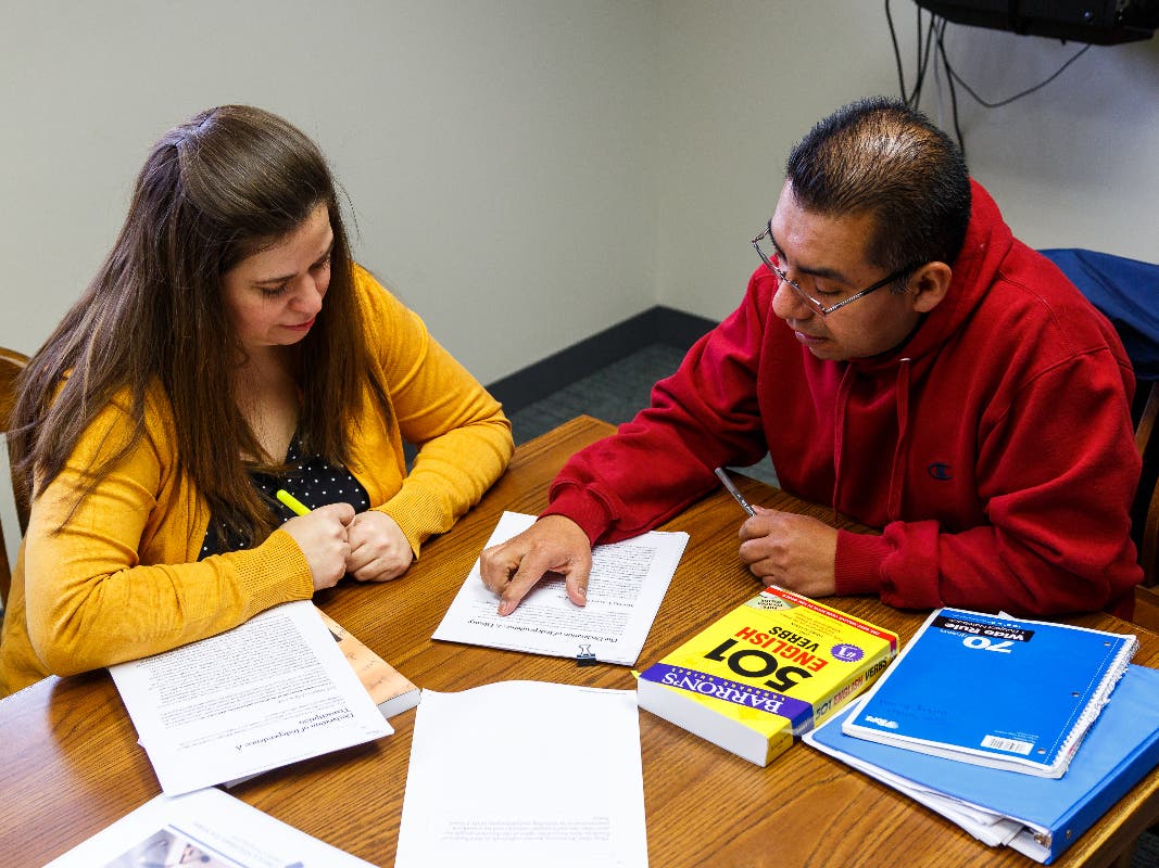 Most tutors and students meet at public libraries. 