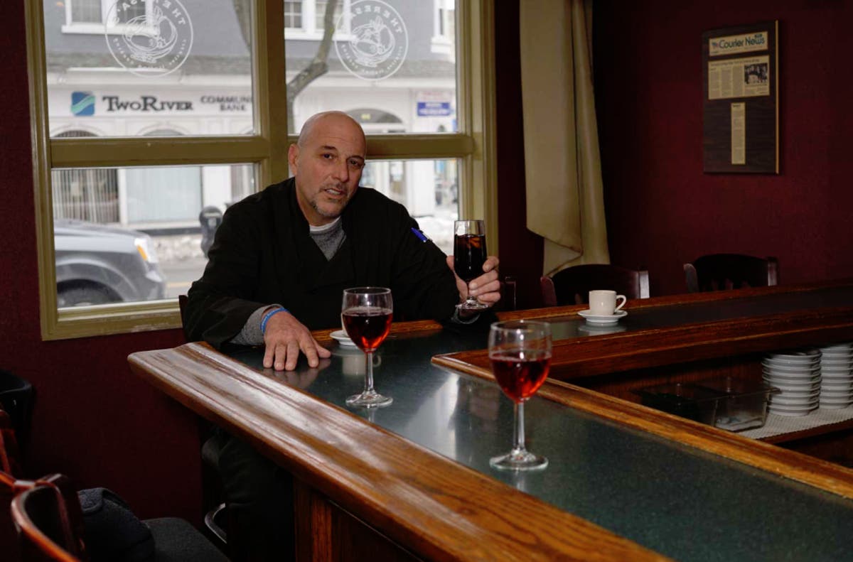 Lift a glass and say goodbye to Theresa's restaurant after 25 years in Westfield. 