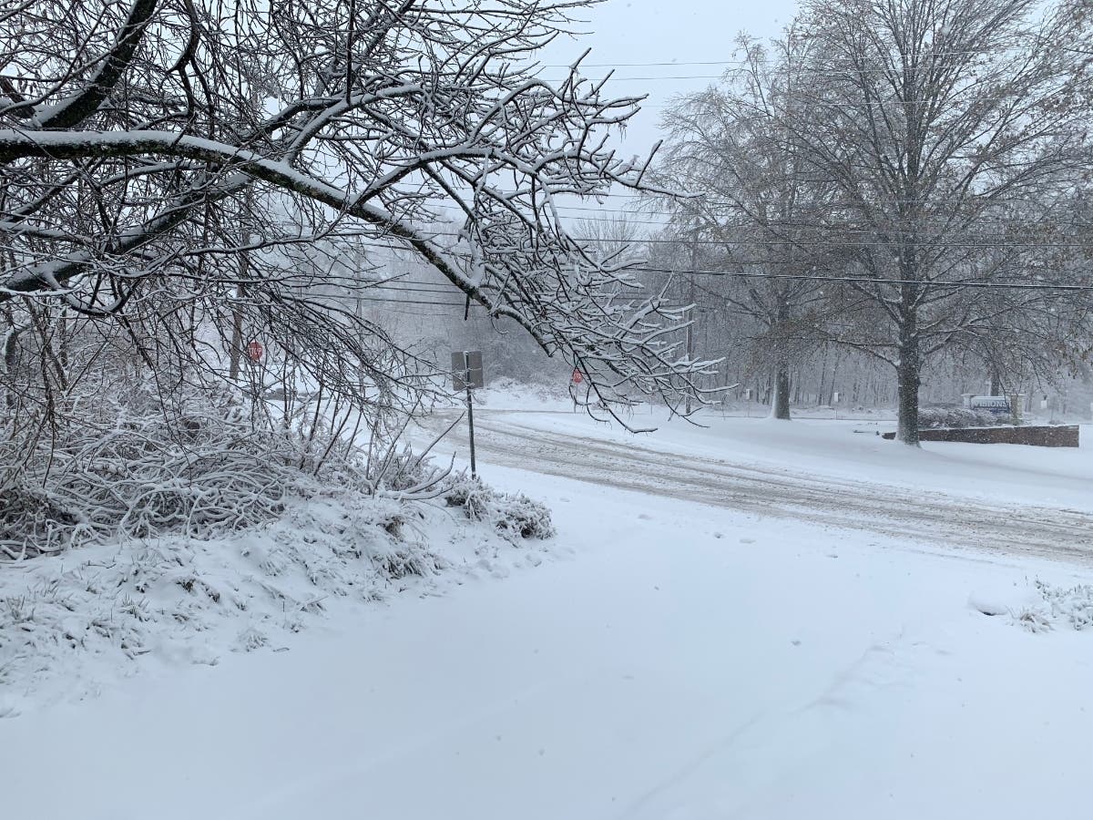 The lights are still out in portions of Morris and Sussex after the slow-moving winter weather system churned through the area. 