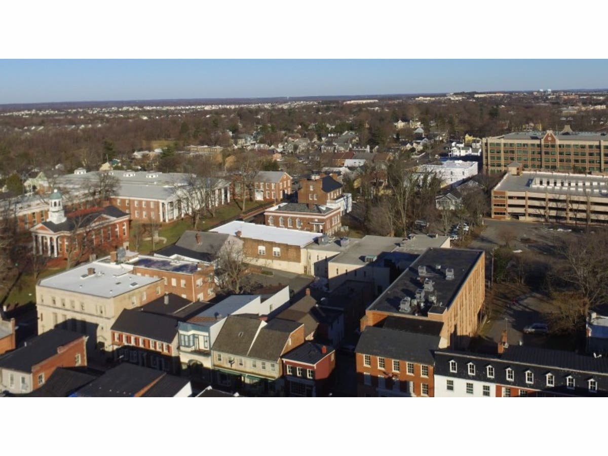Hope for Leesburg Announces Programs and Schedules Under the Big Tent