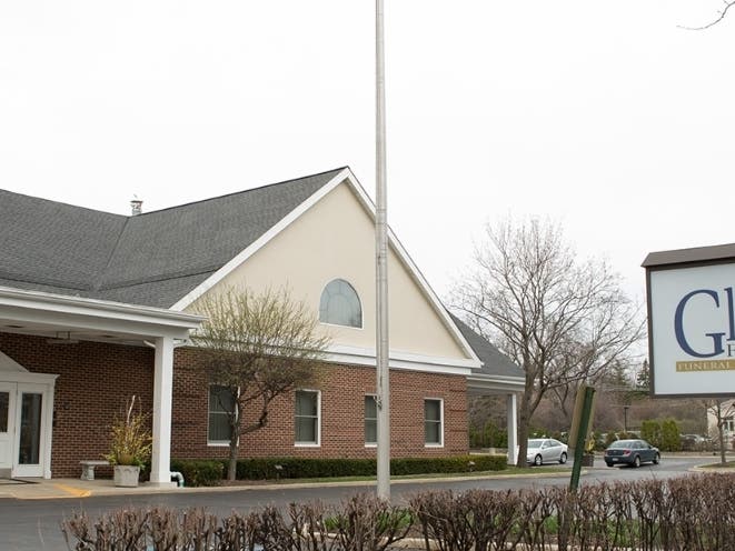 Holiday Remembrance Community Tradition at Glueckert Funeral Home