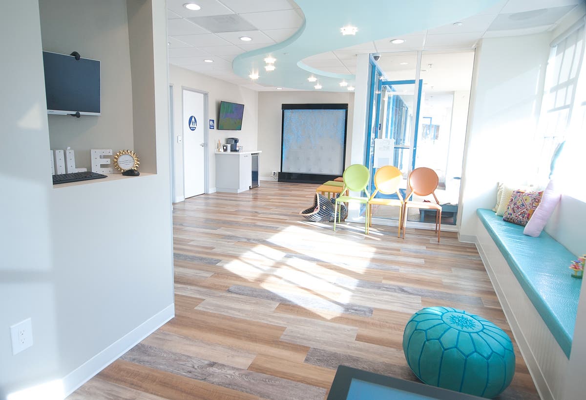 https://www.southbaybyjackie.com/dr-shari-carroll-pediatric-dentistry/