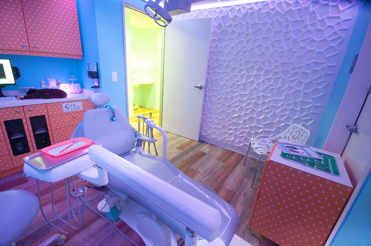 https://www.southbaybyjackie.com/dr-shari-carroll-pediatric-dentistry/