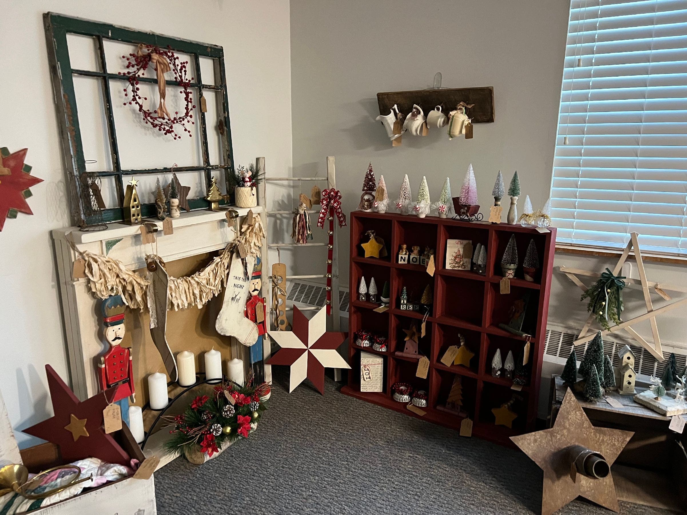 Pop-Up Christmas Shop