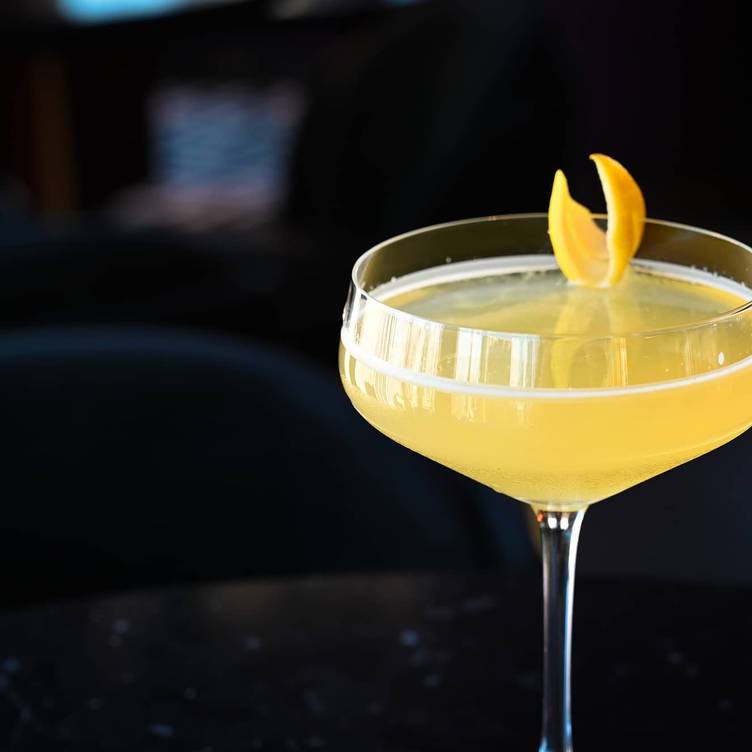 Shaken & Stirred Mixology Class Returns to Bar Margot with Springtime Sips