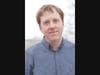 Patrick Bringley worked for ten years as a guard in the galleries of the Metropolitan Museum of Art. Prior to that, he worked in the editorial events office at The New Yorker magazine. He lives with his wife and children in Sunset Park, Brooklyn. 