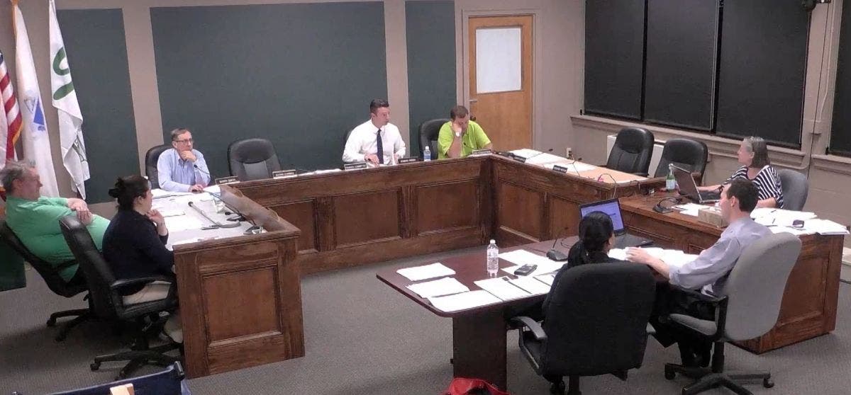 News small post card thumbnail