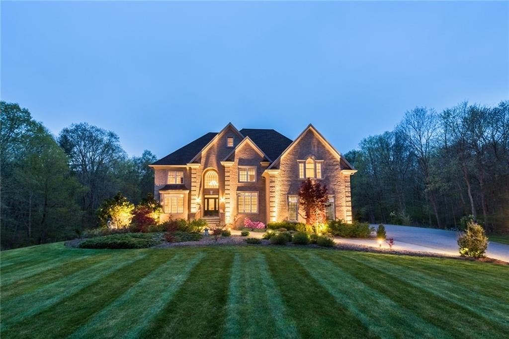 homes for sale in deerfield ma