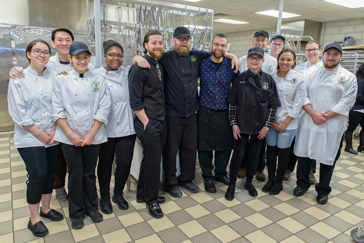 CT Magazine's Best Up and Coming Chef Teaches Master Pizza Class ...