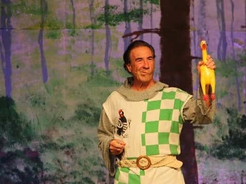 Bob Filipowich as Sir Robin