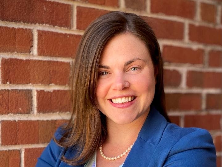  Hamden Mayor Lauren Garrett 