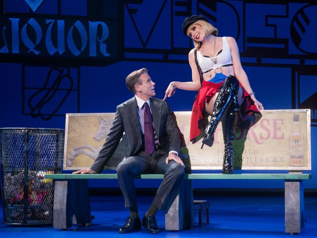Adam Pascal as Edward Lewis and Olivia Valli as Vivian