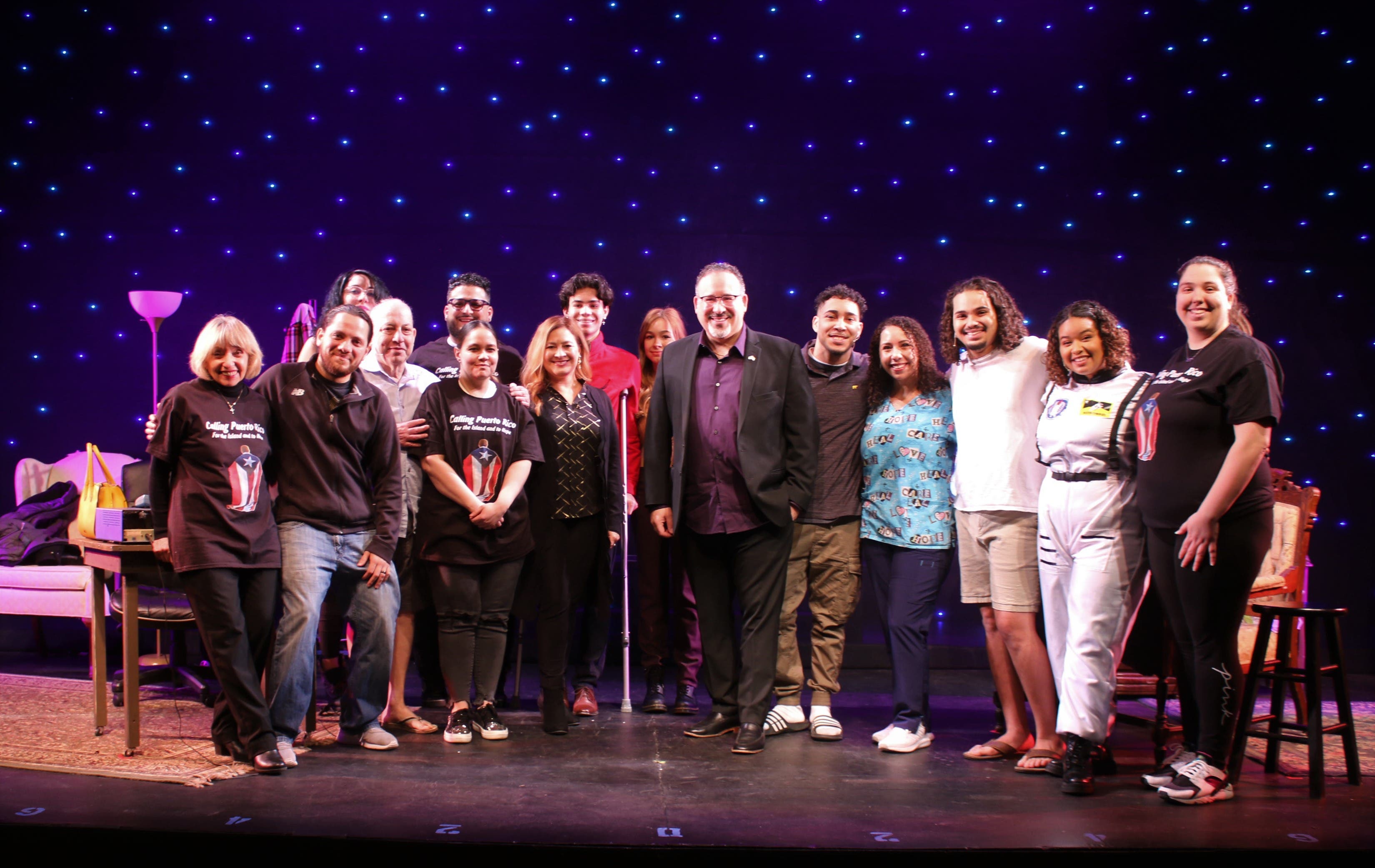 US Secretary of Education Visits Waterbury's Seven Angels Theatre ...