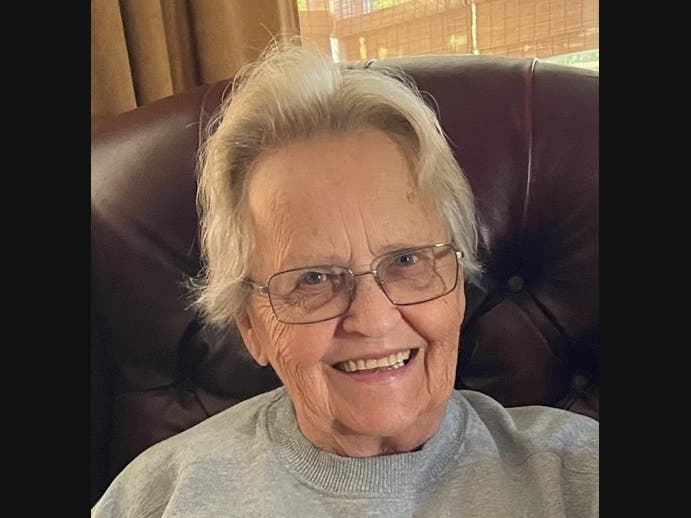 Obituary: Arline (Hennessey) Best, 83, of Naugatuck | Naugatuck, CT Patch