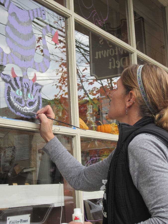 News small post card thumbnail